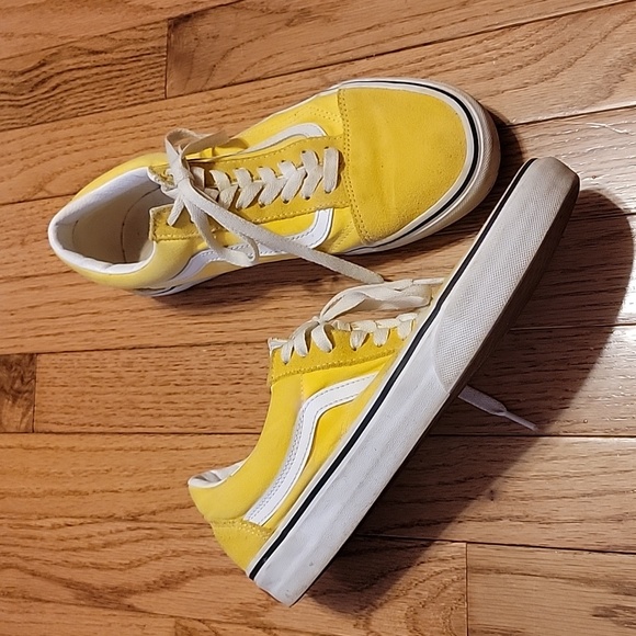 Lace up old Skool Vans - Picture 2 of 3